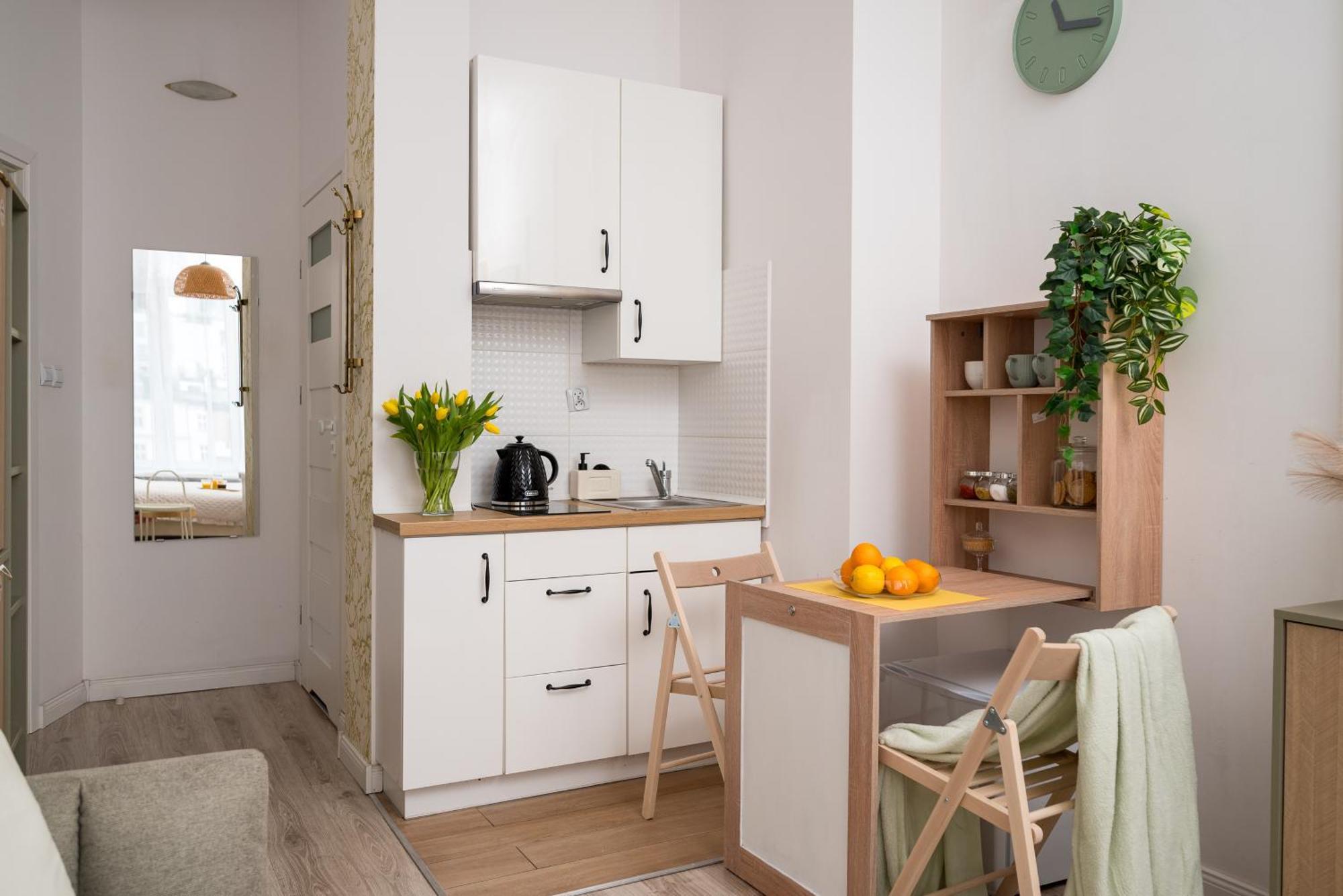 Pink Elephant 2x1br In Historic Tenement House 1 Km From * Warschau