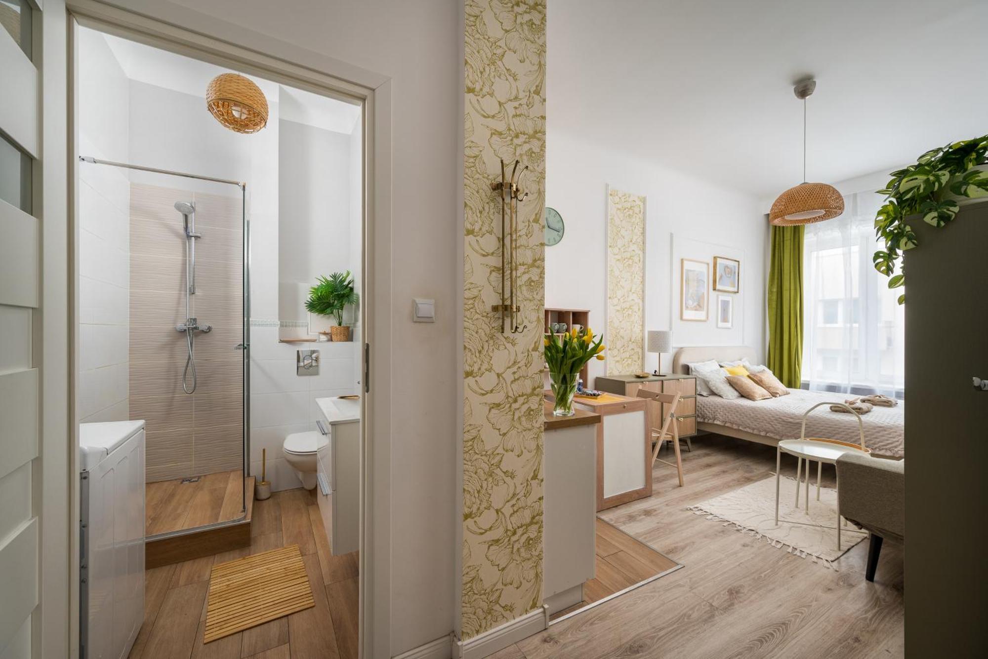 Pink Elephant 2x1br In Historic Tenement House 1 Km From Warschau